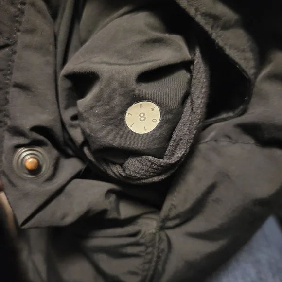 Lululemon | Just Enough Puff Vest - Picture 6 of 6